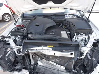 2019 Mercedes-Benz GLC with VIN WDC0G5EB1KF519491, listed as a IAAI auction lot 41858783 with 48,561 mi miles. Bid and sale history available at carsss.com. Image 10.