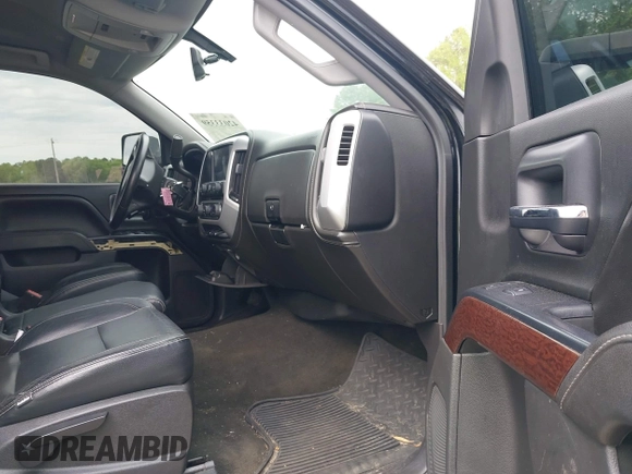 2017 GMC Sierra 1500 SLE z VIN 3GTU2MEC3HG358917, wystawiony jako IAAI lot #42033359 z przebiegiem 92 643 mil mil oraz . Historia ofert i sprzedaży dostępna na DreamBid. Obrazek 5.
