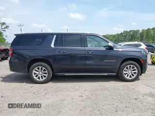 2023 Chevrolet Suburban Premier z VIN 1GNSCFKD8PR479381, wystawiony jako IAAI lot #42096493 z przebiegiem 41 538 mil mil oraz . Historia ofert i sprzedaży dostępna na DreamBid. Obrazek 13.