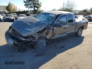 2006 Dodge Dakota ST with VIN 1D7HE28K26S626657, listed as a Copart auction lot 88314565 with 186,690 mi miles and Salvage Title. Bid and sale history available at carsss.com. Image 1.