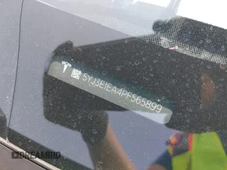 2023 Tesla Model 3 z VIN 5YJ3E1EA4PF565899, wystawiony jako IAAI lot #42436473 z przebiegiem 30 141 mil mil oraz . Historia ofert i sprzedaży dostępna na DreamBid. Obrazek 12.
