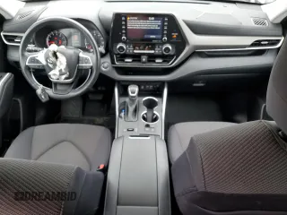 2022 Toyota Highlander LE z VIN 5TDZZRAH7NS101157, wystawiony jako Copart lot #58415605 z przebiegiem 29 941 mil mil oraz Szkoda całkowita • Salvage title. Historia ofert i sprzedaży dostępna na DreamBid. Obrazek 8.