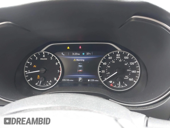 2018 Nissan Maxima SV with VIN 1N4AA6AP9JC383989, listed as a IAAI auction lot 41408474 with 195,135 mi miles and . Bid and sale history available at DreamBid. Image 7.