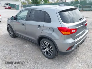 2018 Mitsubishi Outlander SE with VIN JA4AP3AWXJZ036306, listed as a IAAI auction lot 42058989 with 101,548 mi miles and . Bid and sale history available at DreamBid. Image 3.