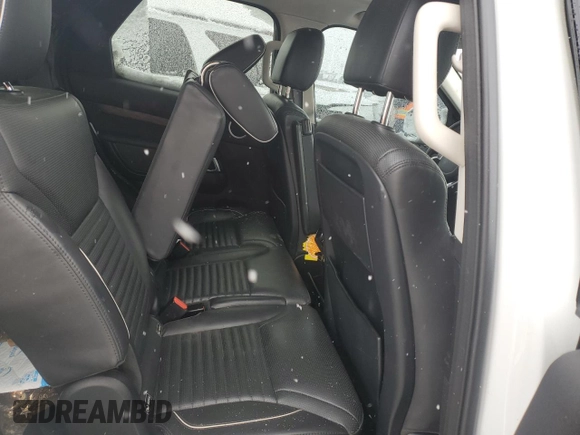 2017 Land Rover Discovery HSE with VIN SALRRBBV1HA043438, listed as a Copart auction lot 82411764 with 98,144 mi miles and Clean Title. Bid and sale history available at DreamBid. Image 11.
