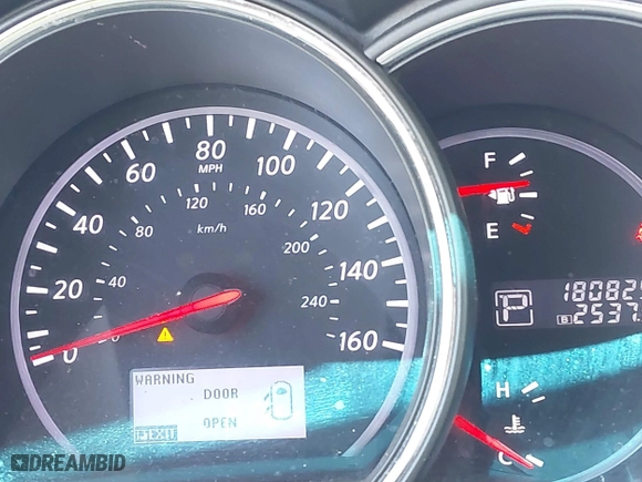 2012 Nissan Murano SL with VIN JN8AZ1MU8CW105856, listed as a IAAI auction lot 41929513 with 180,825 mi miles. Bid and sale history available at carsss.com. Image 7.