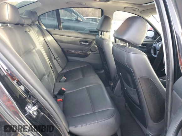 2006 BMW 3 Series 330xi with VIN WBAVD33536KV61953, listed as a Copart auction lot 84622424 with 153,593 mi miles and Salvage Title. Bid and sale history available at carsss.com. Image 10.
