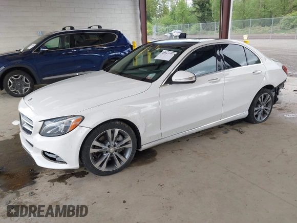 2015 Mercedes-Benz C 300 Luxury with VIN 55SWF4KB6FU023015, listed as a IAAI auction lot 42153797 with 47,639 mi miles and . Bid and sale history available at carsss.com. Image 2.