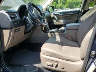2022 Lexus GX 460 Premium z VIN JTJAM7BX8N5313848, wystawiony jako Copart lot #56625585 z przebiegiem 24 423 mil mil oraz Szkoda całkowita • Salvage title. Historia ofert i sprzedaży dostępna na DreamBid. Obrazek 7.