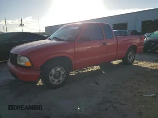 1999 GMC Sonoma SLS with VIN 1GTCS1947X8528794, listed as a Copart auction lot 85357004 with 126,841 mi miles and Salvage Title. Bid and sale history available at carsss.com. Image 1.