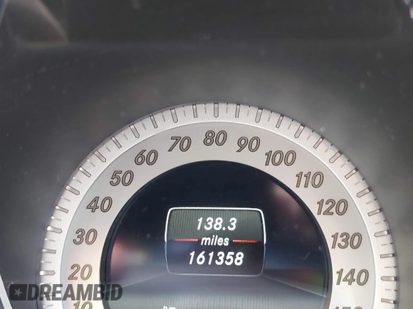 2014 Mercedes-Benz GLK 350 with VIN WDCGG5HB0EG337418, listed as a IAAI auction lot 41897311 with 161,358 mi miles and . Bid and sale history available at DreamBid. Image 16.