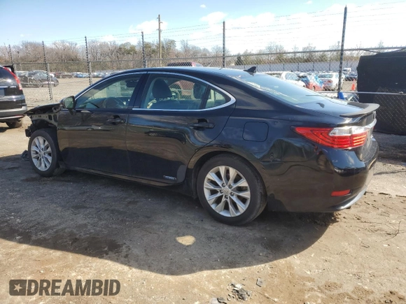 2013 Lexus ES 300h z VIN JTHBW1GGXD2024475, wystawiony jako Copart lot #44992235 z przebiegiem 182 614 mil mil oraz Szkody całkowita. Historia ofert i sprzedaży dostępna na DreamBid. Obrazek 2.