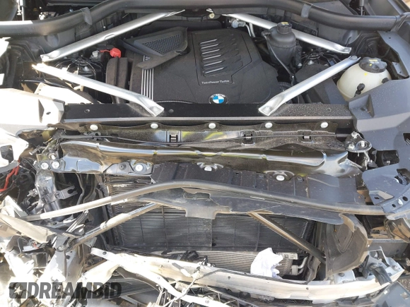 2020 BMW X5 xDrive40i with VIN 5UXCR6C03L9B42670, listed as a IAAI auction lot 41977126 with Not provided miles and . Bid and sale history available at DreamBid. Image 10.