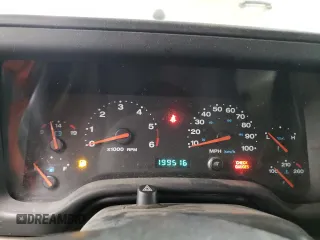 2004 Jeep Wrangler X with VIN 1J4FA39S84P711546, listed as a Copart auction lot 49219435 with 119,516 mi miles and Salvage Title. Bid and sale history available at DreamBid. Image 9.