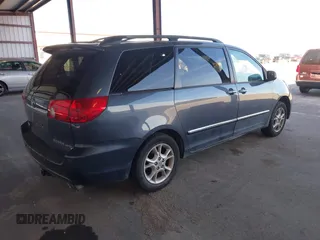 2006 Toyota Sienna XLE with VIN 5TDZA22CX6S564350, listed as a IAAI auction lot 41795214 with 282,234 mi miles. Bid and sale history available at carsss.com. Image 4.