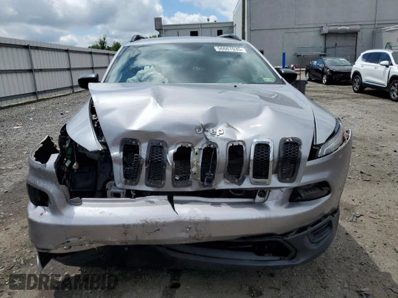 2017 Jeep Cherokee Sport with VIN 1C4PJMAB4HW646802, listed as a Copart auction lot 56667035 with 135,049 mi miles and Salvage title. Bid and sale history available at DreamBid. Image 5.
