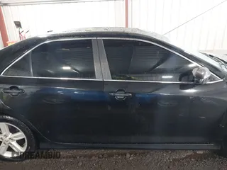 2012 Toyota Camry L with VIN 4T1BF1FK6CU081326, listed as a IAAI auction lot 42016718 with 220,297 mi miles. Bid and sale history available at carsss.com. Image 13.