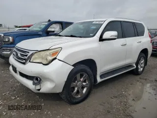 2011 Lexus GX 460 z VIN JTJBM7FX3B5022877, wystawiony jako Copart lot #59910025 z przebiegiem 240 821 mil mil oraz Czysty tytuł • Clean title. Historia ofert i sprzedaży dostępna na DreamBid. Obrazek 1.