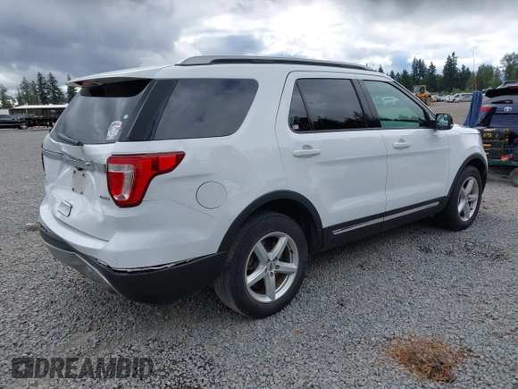 2017 Ford Explorer XLT z VIN 1FM5K8D86HGD43487, wystawiony jako IAAI lot #42532530 z przebiegiem 160 325 mil mil oraz . Historia ofert i sprzedaży dostępna na DreamBid. Obrazek 4.