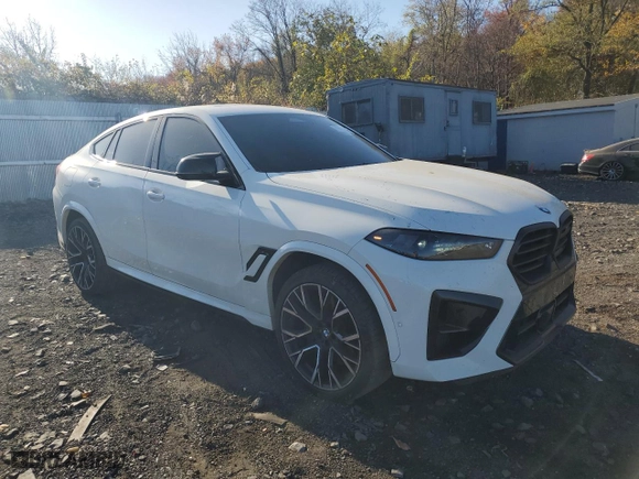 2024 BMW X6 M with VIN 5YM23ET0XR9U36959, listed as a Copart auction lot 79665754 with 7,663 mi miles and Salvage Title. Bid and sale history available at carsss.com. Image 4.