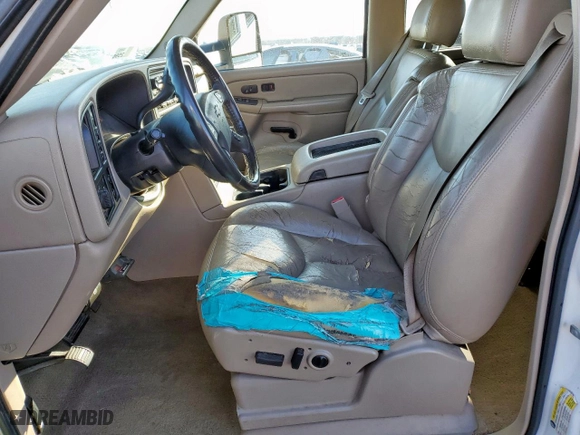 2006 Chevrolet Silverado 3500 SRW Wrk Trk with VIN 1GCHK33D76F220366, listed as a Copart auction lot 88126435 with 263,384 mi miles and Salvage Title. Bid and sale history available at carsss.com. Image 7.