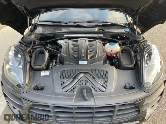 2018 Porsche Macan Turbo z VIN WP1AF2A52JLB70657, wystawiony jako Copart lot #51688145 z przebiegiem 47 299 mil mil oraz Szkoda całkowita • Salvage title. Historia ofert i sprzedaży dostępna na DreamBid. Obrazek 7.