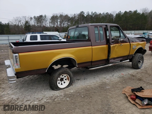 1988 Ford F-150 with VIN 1FTEX14N2JKA84275, listed as a Copart auction lot 88819435 with 89,176 mi miles and Clean Title. Bid and sale history available at carsss.com. Image 3.