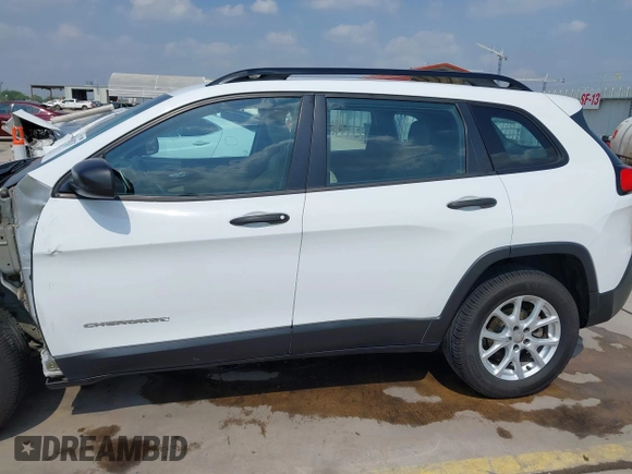 2015 Jeep Cherokee Sport with VIN 1C4PJLAB6FW602355, listed as a IAAI auction lot 41962707 with 175,428 mi miles. Bid and sale history available at carsss.com. Image 15.