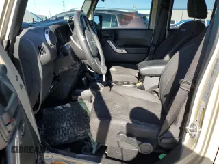 2017 Jeep Wrangler Unlimited Sahara with VIN 1C4BJWEG3HL738819, listed as a Copart auction lot 86483994 with 49,715 mi miles and Salvage Title. Bid and sale history available at carsss.com. Image 7.