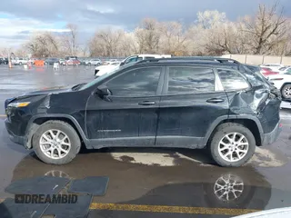 2017 Jeep Cherokee Sport с VIN 1C4PJMAB0HW657862, выставлен на аукционе IAAI как лот 41507015 с пробегом 57 968 миль миль и . История ставок и продаж доступна на DreamBid. Изображение 14.