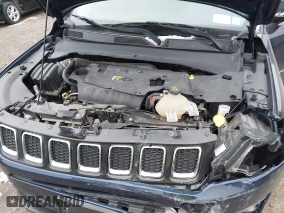 2018 Jeep Compass Latitude with VIN 3C4NJDBBXJT467634, listed as a IAAI auction lot 41305065 with 73,573 mi miles. Bid and sale history available at carsss.com. Image 10.