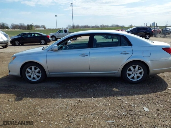 2009 Toyota Avalon XL with VIN 4T1BK36B19U329868, listed as a IAAI auction lot 41903339 with NaN miles. Bid and sale history available at carsss.com. Image 14.