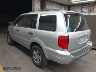 2005 Honda Pilot EX-L with VIN 5FNYF18575B064830, listed as a IAAI auction lot 41825259 with 250,467 mi miles. Bid and sale history available at carsss.com. Image 3.