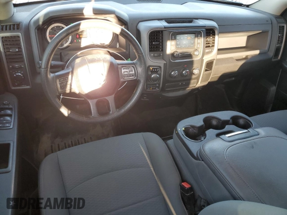 2018 Ram 1500 Tradesman z VIN 1C6RR7ST2JS122014, wystawiony jako Copart lot #76448874 z przebiegiem 108 549 mil mil oraz Szkoda całkowita • Salvage title. Historia ofert i sprzedaży dostępna na DreamBid. Obrazek 8.
