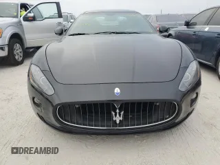 2011 Maserati GranTurismo with VIN ZAM45GLA9B0055576, listed as a Copart auction lot 75262584 with Not provided miles and Non repairable. Bid and sale history available at DreamBid. Image 5.