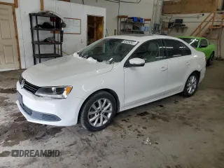 2013 Volkswagen Jetta SE z VIN 3VWDP7AJ7DM252342, wystawiony jako Copart lot #45454305 z przebiegiem 181 828 mil mil oraz Szkoda całkowita • Salvage title. Historia ofert i sprzedaży dostępna na DreamBid. Obrazek 1.