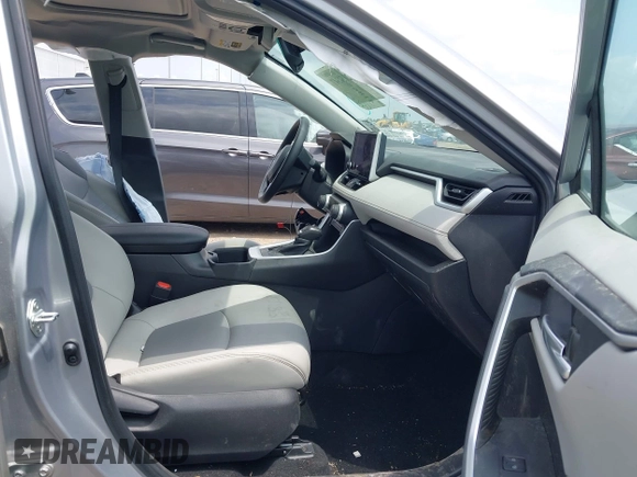 2024 Toyota RAV4 XLE Premium with VIN 2T3C1RFV2RC263246, listed as a IAAI auction lot 42156347 with 23,456 mi miles and . Bid and sale history available at DreamBid. Image 5.