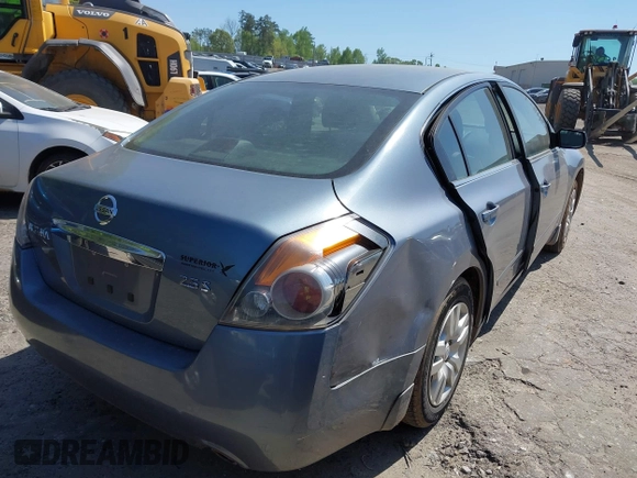 2012 Nissan Altima 2.5 S with VIN 1N4AL2AP0CN529481, listed as a IAAI auction lot 42036227 with 195,332 mi miles. Bid and sale history available at carsss.com. Image 4.