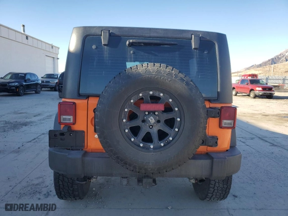 2012 Jeep Wrangler Unlimited Sport with VIN 1C4BJWDG4CL273736, listed as a Copart auction lot 47252685 with 100,035 mi miles and Clean Title. Bid and sale history available at carsss.com. Image 6.