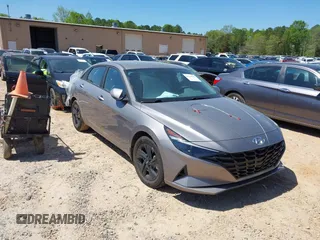 2023 Hyundai Elantra SEL z VIN KMHLM4AG3PU553437, wystawiony jako IAAI lot #41974781 z przebiegiem 34 797 mil mil oraz . Historia ofert i sprzedaży dostępna na DreamBid. Obrazek 1.