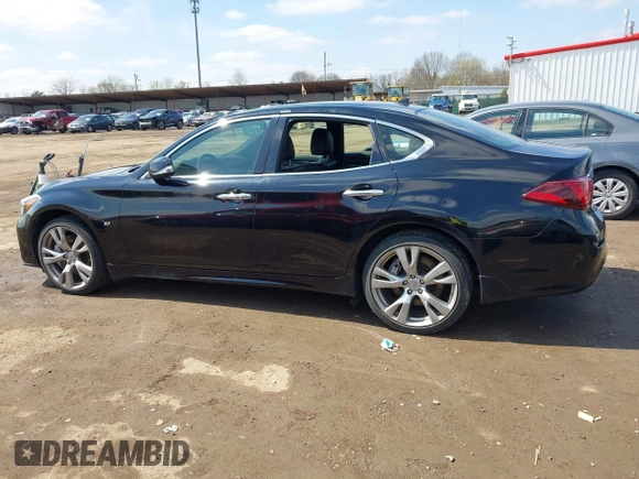 2015 Infiniti Q70 with VIN JN1BY1ARXFM562402, listed as a IAAI auction lot 41910400 with 131,469 mi miles and . Bid and sale history available at DreamBid. Image 15.