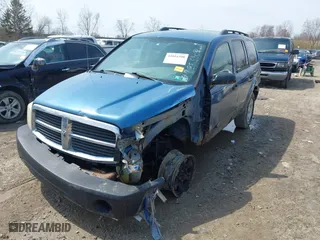 2005 Dodge Durango SXT with VIN 1D4HB38N75F600164, listed as a IAAI auction lot 42016390 with 182,722 mi miles. Bid and sale history available at carsss.com. Image 2.