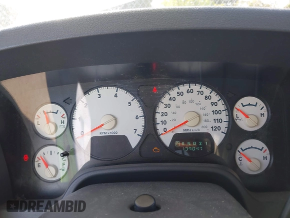 2006 Dodge 1500 SLT z VIN 1D7HA18N76S549283, wystawiony jako IAAI lot #41851331 z przebiegiem 139 047 mil mil oraz . Historia ofert i sprzedaży dostępna na DreamBid. Obrazek 7.