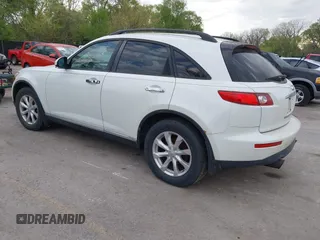 2006 Infiniti FX with VIN JNRAS08W66X200825, listed as a IAAI auction lot 41969913 with 239,564 mi miles. Bid and sale history available at carsss.com. Image 3.