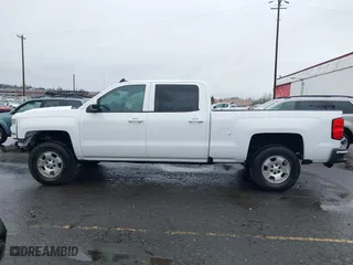 2018 Chevrolet Silverado 1500 LTZ with VIN 1GCVKSEC9JZ280352, listed as a IAAI auction lot 41724814 with 30,359 mi miles. Bid and sale history available at carsss.com. Image 14.