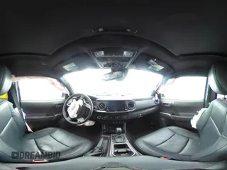2023 Toyota Tacoma SR5 z VIN 3TMDZ5BN3PM169160, wystawiony jako IAAI lot #41276992 z przebiegiem 5 228 mil mil oraz . Historia ofert i sprzedaży dostępna na DreamBid. Obrazek 19.