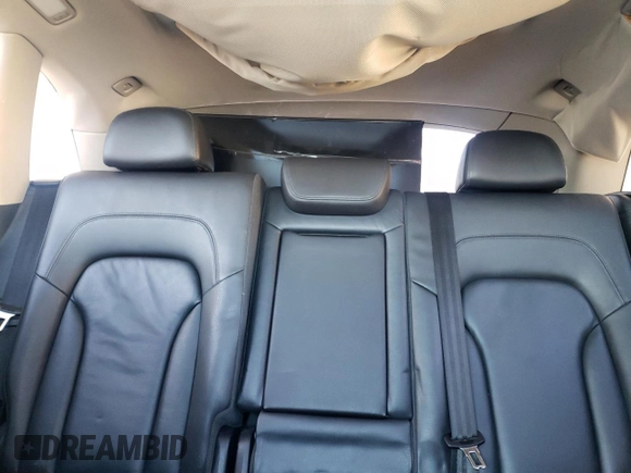 2011 Audi Q5 Premium Plus z VIN WA1LFAFPXBA024545, wystawiony jako Copart lot #86746314 z przebiegiem 127 796 mil mil oraz Szkoda całkowita • Salvage title. Historia ofert i sprzedaży dostępna na DreamBid. Obrazek 10.