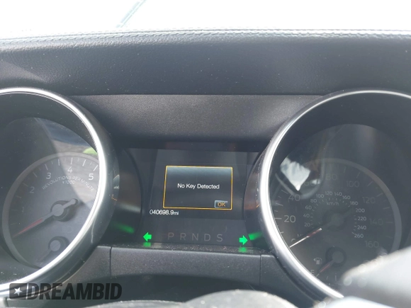 2020 Ford Mustang EcoBoost z VIN 1FATP8UH0L5134222, wystawiony jako IAAI lot #41477417 z przebiegiem 40 698 mil mil oraz . Historia ofert i sprzedaży dostępna na DreamBid. Obrazek 7.