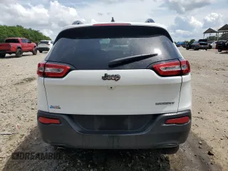2016 Jeep Cherokee Sport with VIN 1C4PJLAB3GW171698, listed as a Copart auction lot 60810535 with 201,831 mi miles and Salvage title. Bid and sale history available at DreamBid. Image 6.