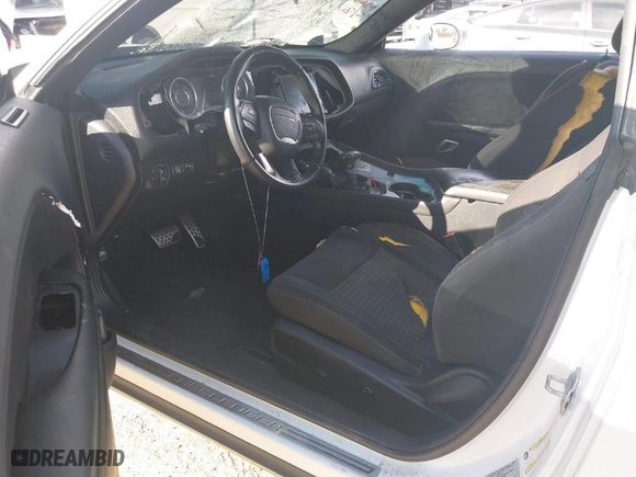 2015 Dodge Challenger R/T with VIN 2C3CDZAT3FH733392, listed as a IAAI auction lot 41633070 with 145,074 mi miles. Bid and sale history available at carsss.com. Image 5.